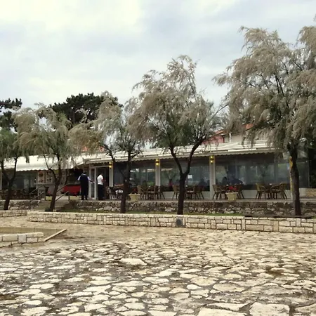 Ritosa Spadici Area בית הארחה