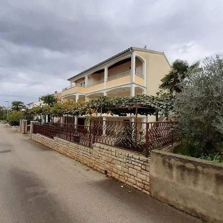 Ritosa Spadici Area בית הארחה פורץ